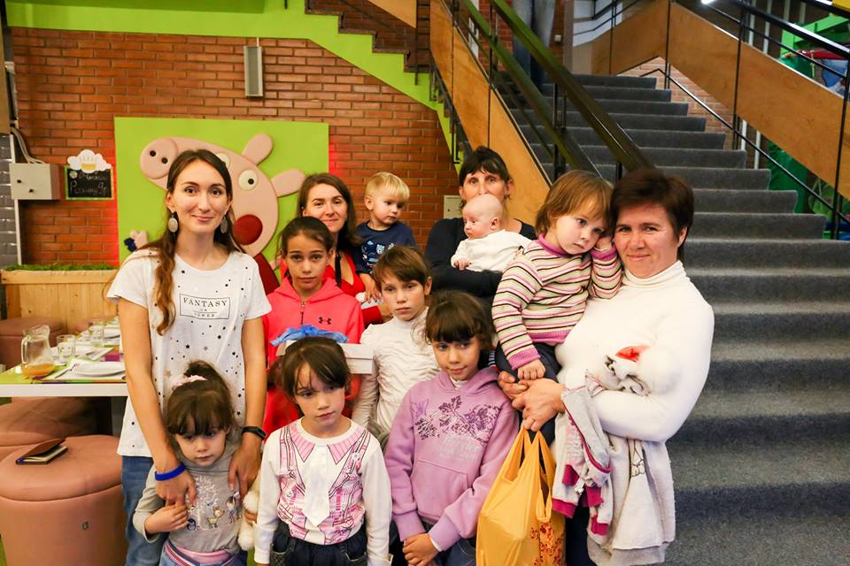 Вдові зі Львова та її дев'ятьом дітям невідомий благодійник подарував будинок та ще й зробив там ремонт
