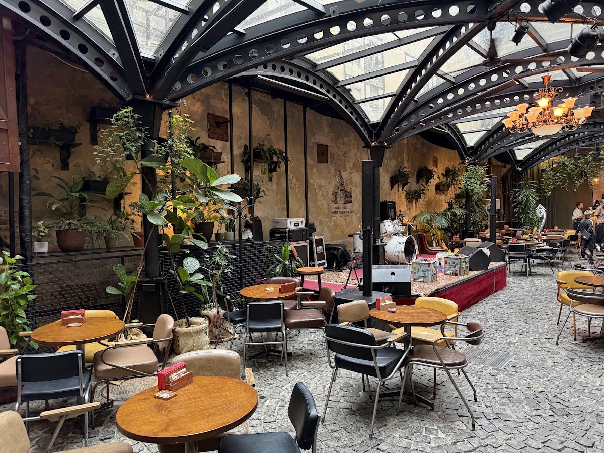 Львівська копальня кави — Cafe